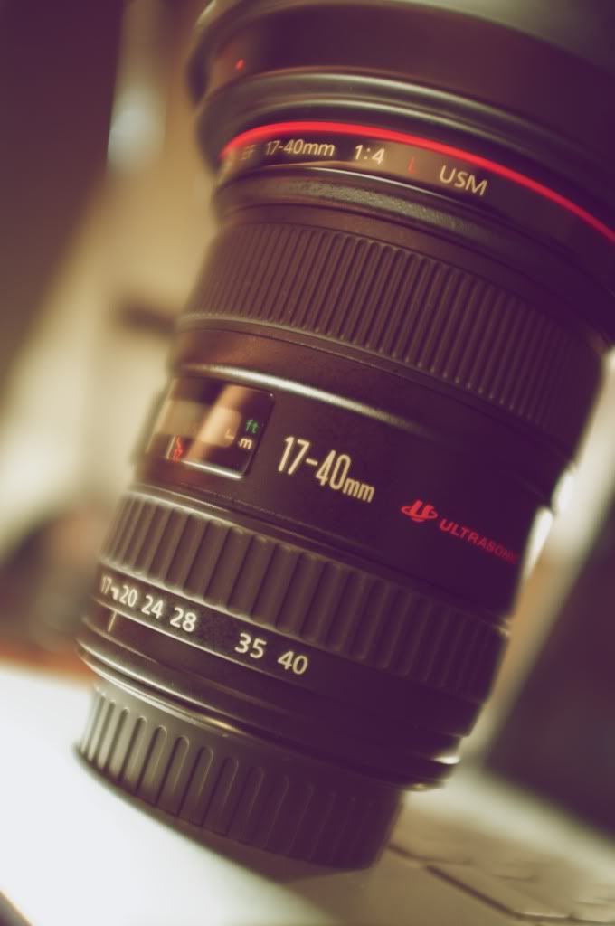 IMAGE: http://i1199.photobucket.com/albums/aa464/ericfongphotography/DSCF0011.jpg