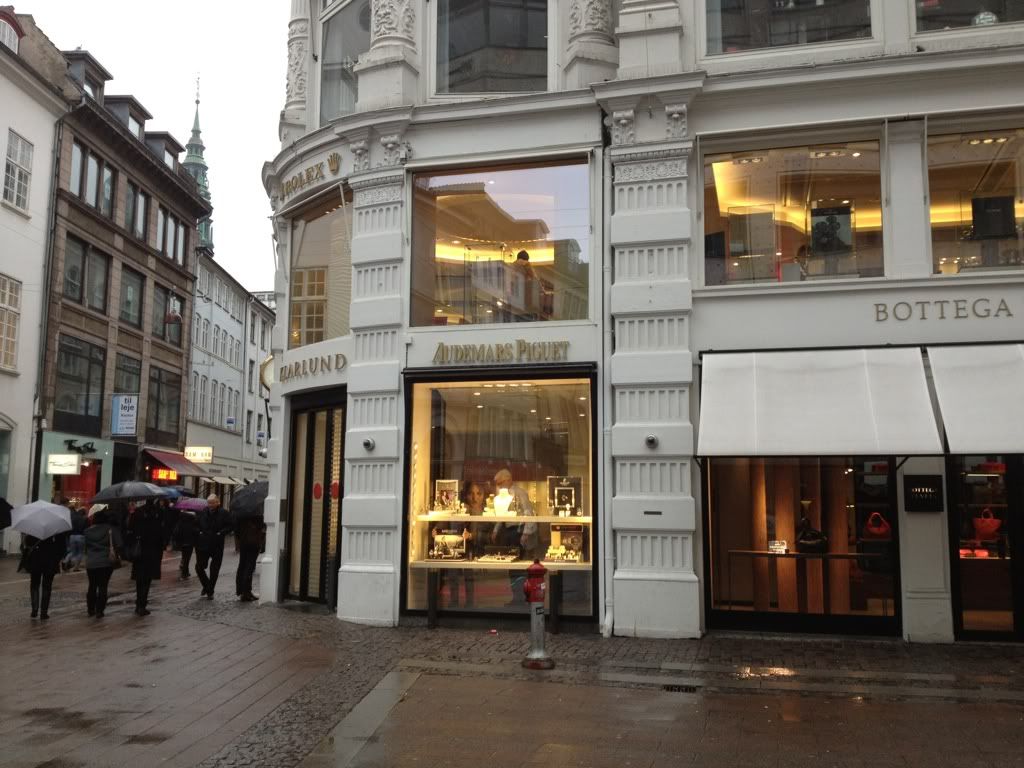 f1267219.jpg