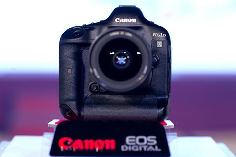 Canon-EOS-1D-X--04.jpg