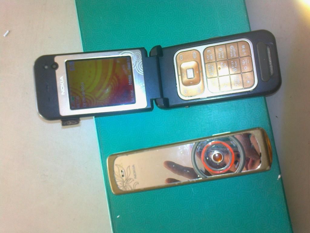 VIP: Nokia 8800 anakin; thỏi son 7380; 7390; C3-01 gold;  Sony W350i ... !!!! - 2