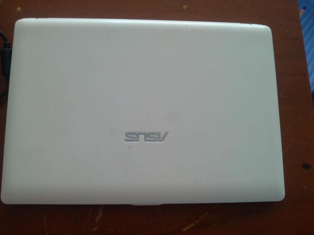 Eee PC X101CH mini màu trắng cấu hình mạnh Atom N2600/RAM 2Gb/HDD 320G = 3T2 - 1