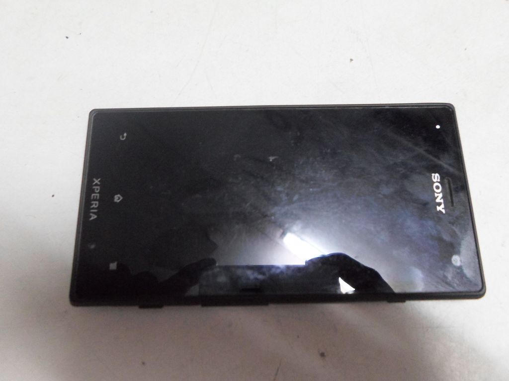 LG VU2; P990; Casio G'zone; Motorola MB300; Sony LT26w; Pantech P700; ... - 4