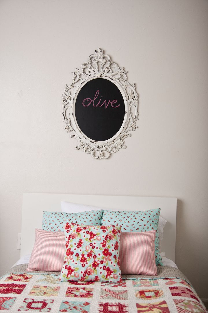 Lella Boutique: Distressed Chalkboard.