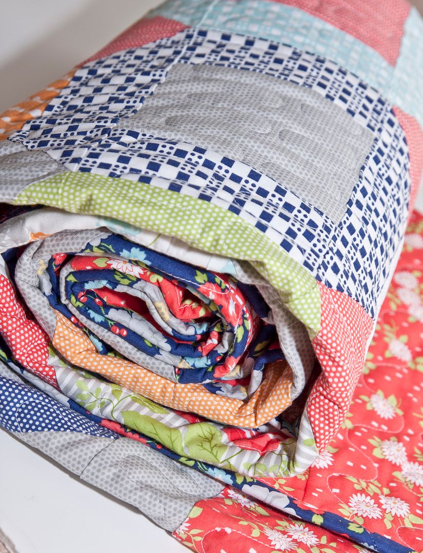 Moda Bake Shop: Vanessa's Jumping Jacks quilt tutorial