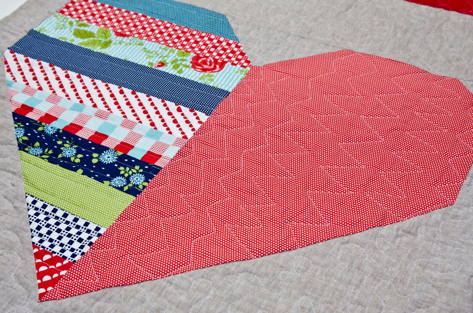 Lella Boutique's Heartthrob quilt
