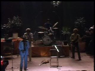 PDVD 008 17 - John Lee Hooker - Live In Montreal 1980 (2003) [DVD5] [MG-FSV-FSN.dlc]