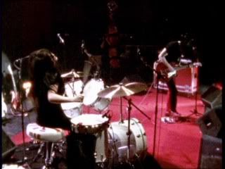 PDVD 010 16 - The White Stripes - Under Blackpool Lights (2004) [DVD9] [PAL]