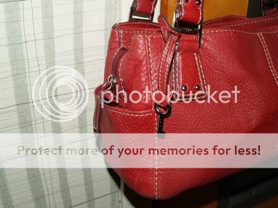 Gently Used Vintage Womens Red Leather Fossil Shoulder Handbag 