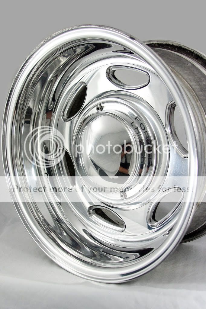 This auction is for one full set of 4 wheels. These wheels are Fully