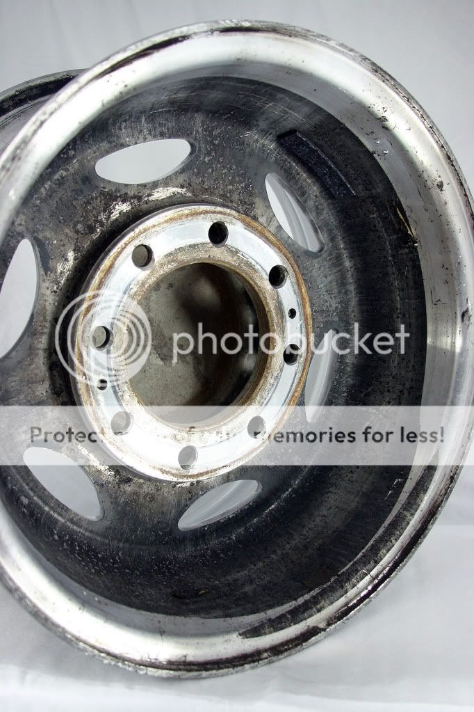 This auction is for one full set of 4 wheels. These wheels are Fully